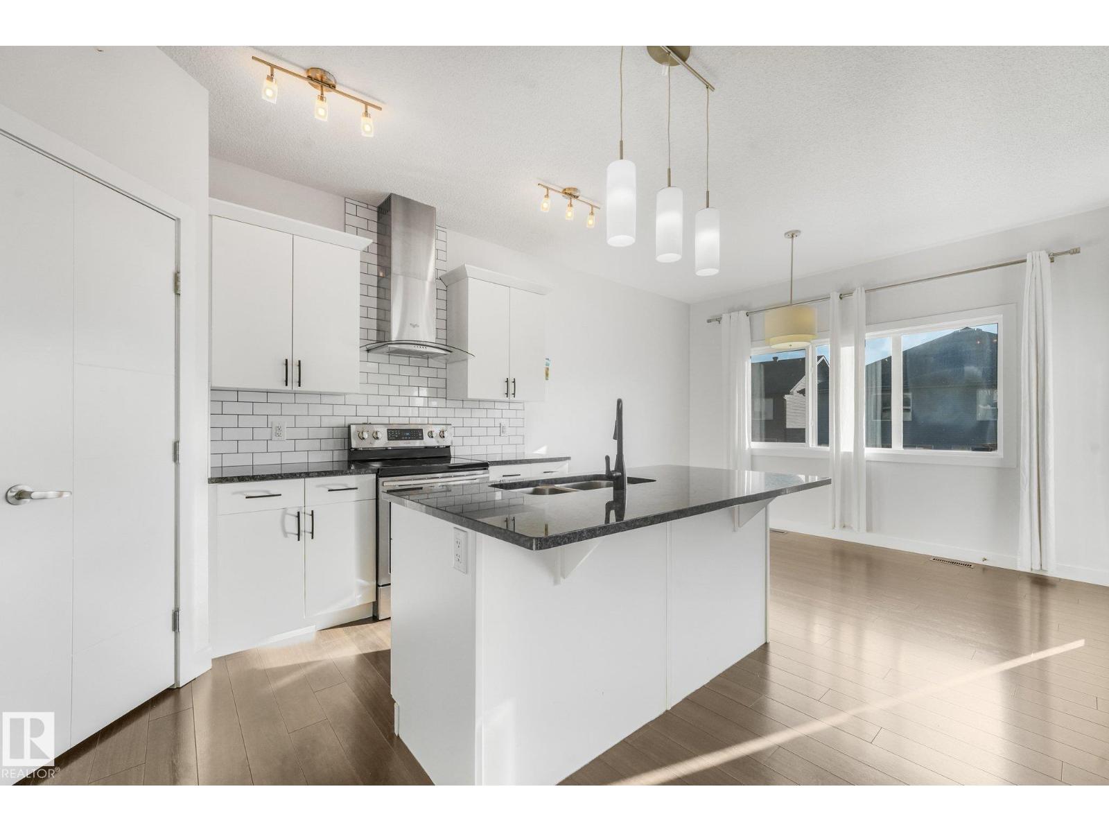 7832 Erasmus Wd Nw Property Photo 17