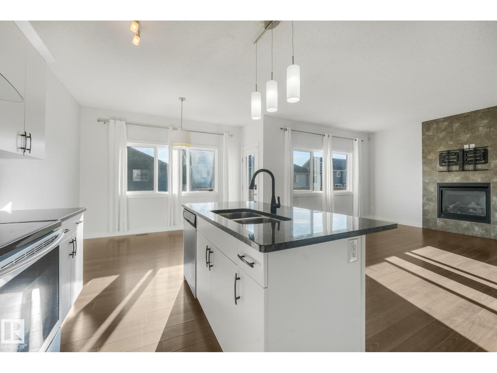 7832 Erasmus Wd Nw Property Photo 20