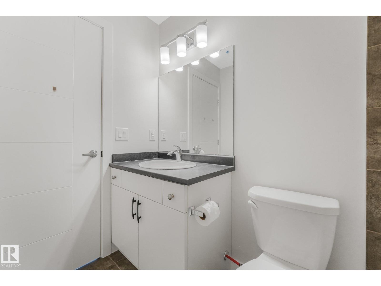 7832 Erasmus Wd Nw Property Photo 33