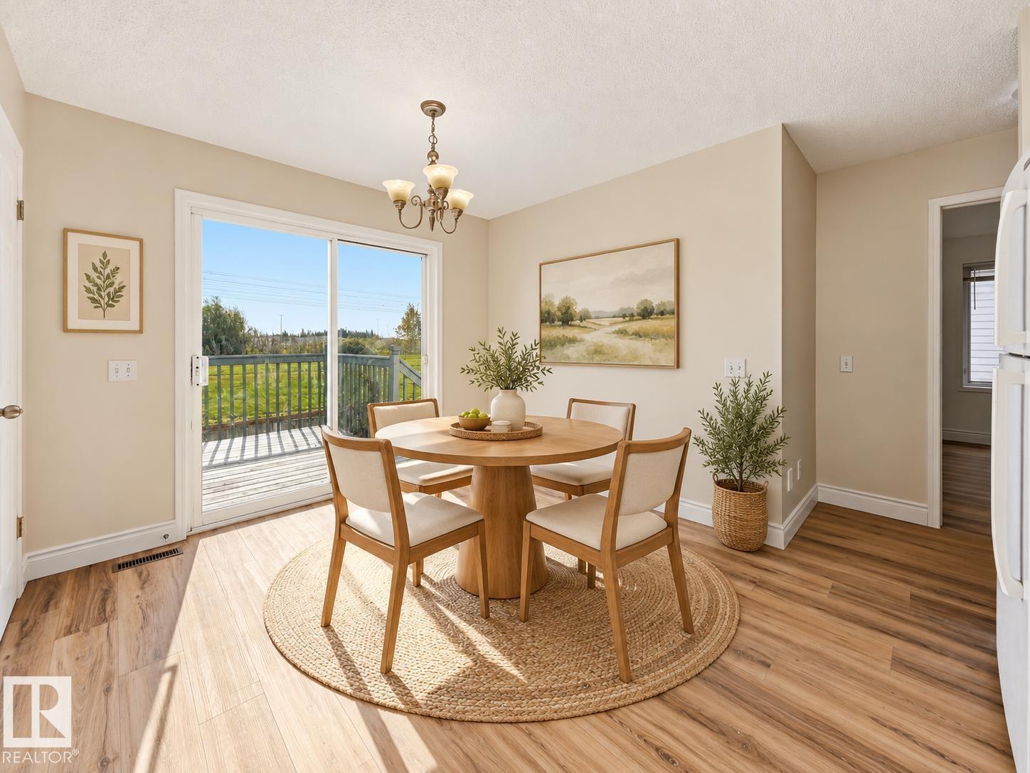 11615 8 Av Nw Property Photo 14
