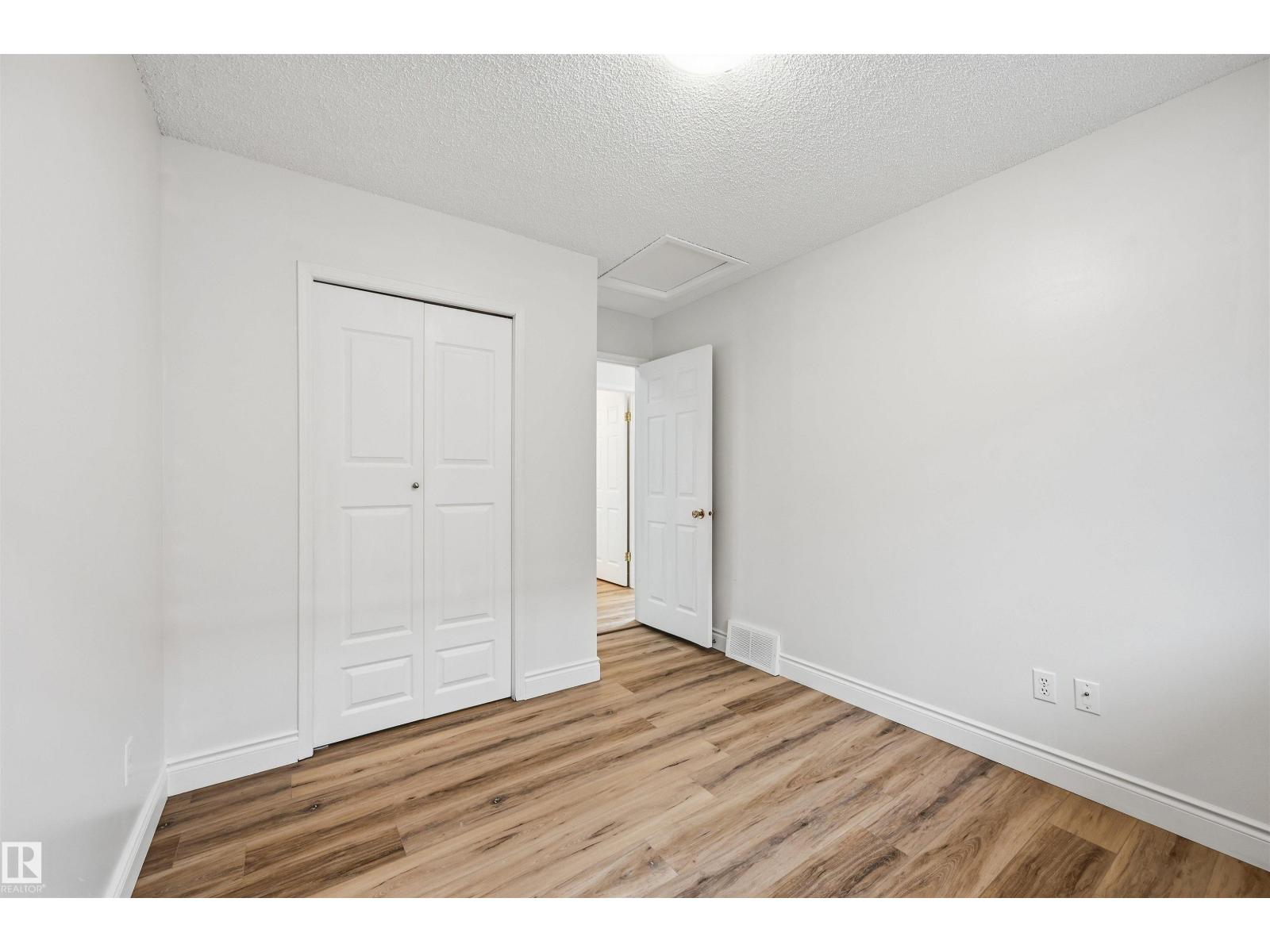 11615 8 Av Nw Property Photo 21