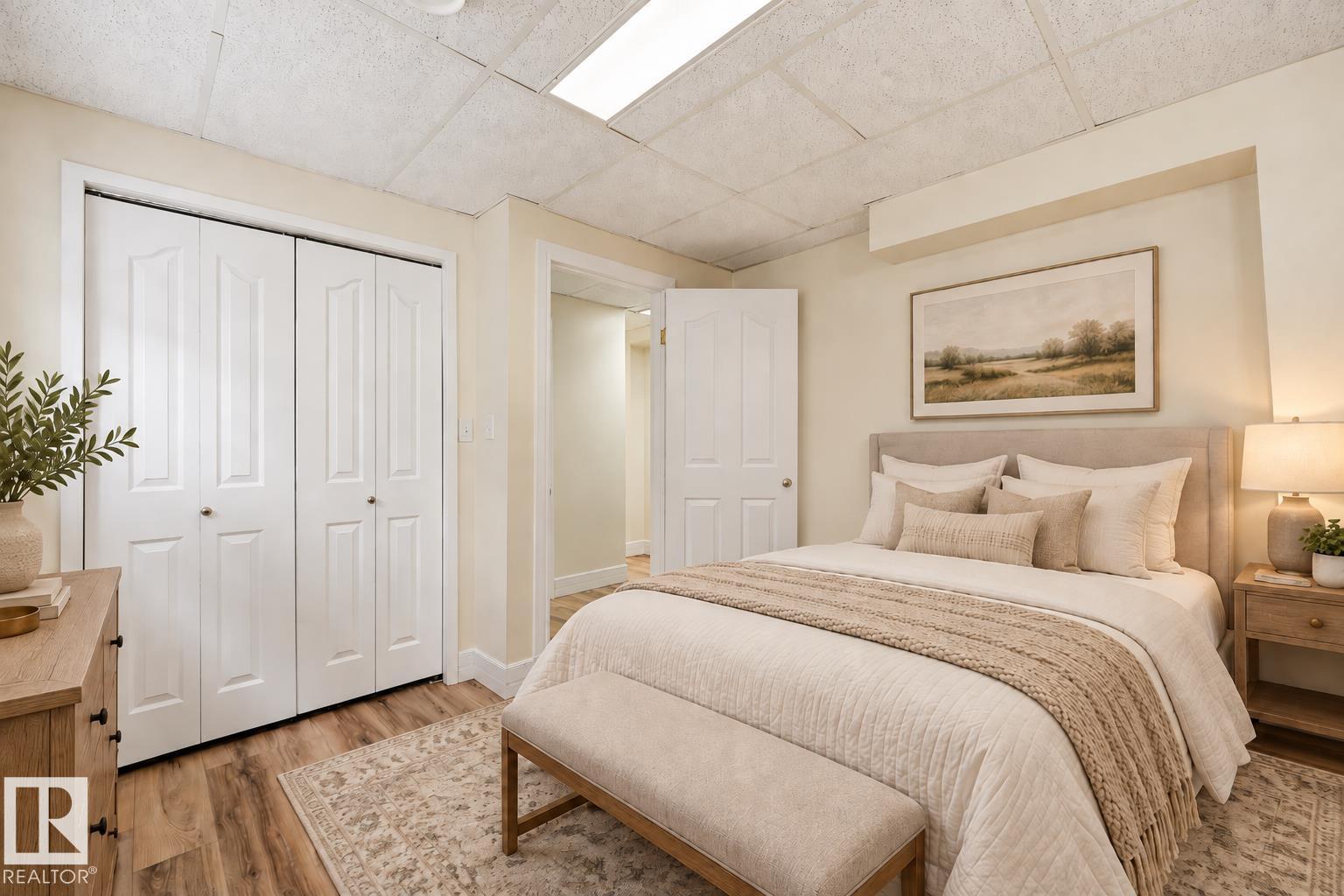 11615 8 Av Nw Property Photo 30