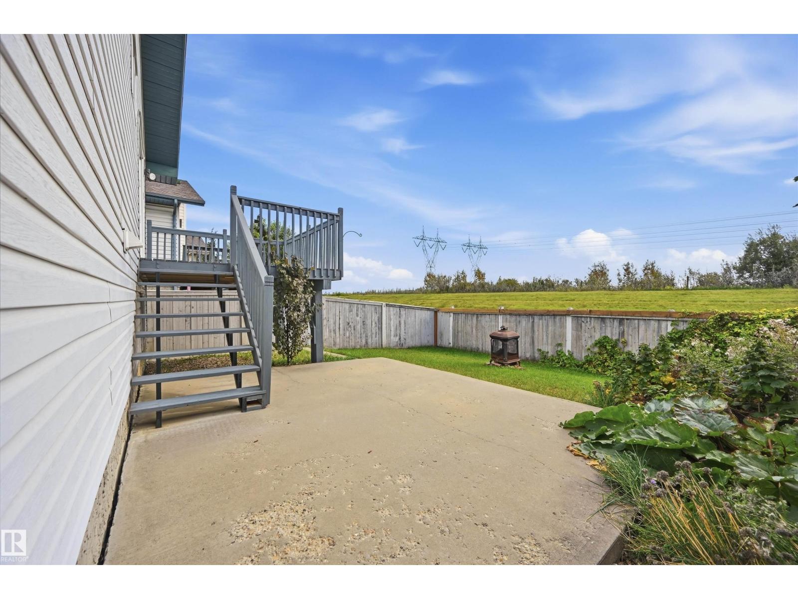 11615 8 Av Nw Property Photo 40
