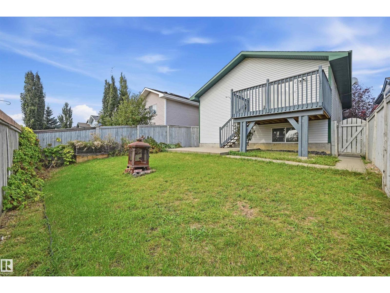 11615 8 Av Nw Property Photo 42