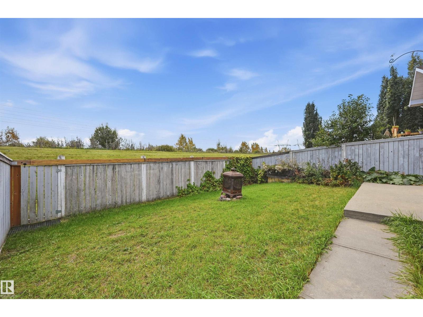 11615 8 Av Nw Property Photo 43
