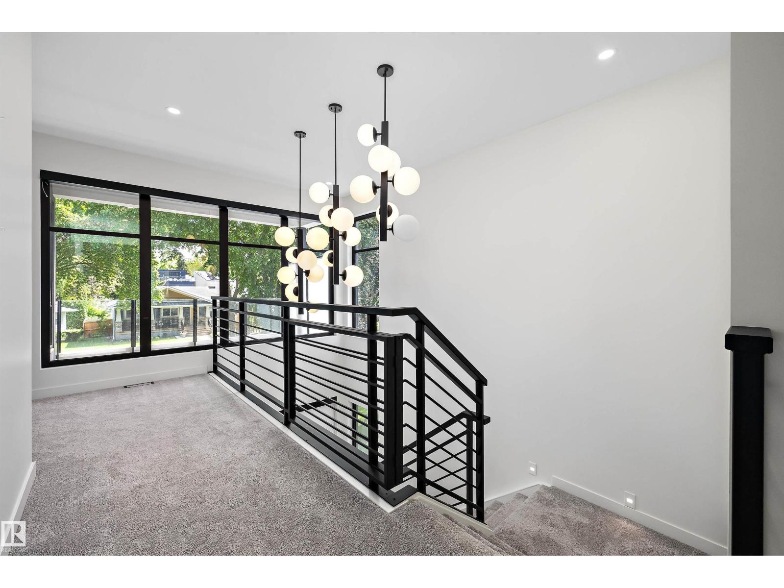 14624 93 Av Nw Property Photo 30