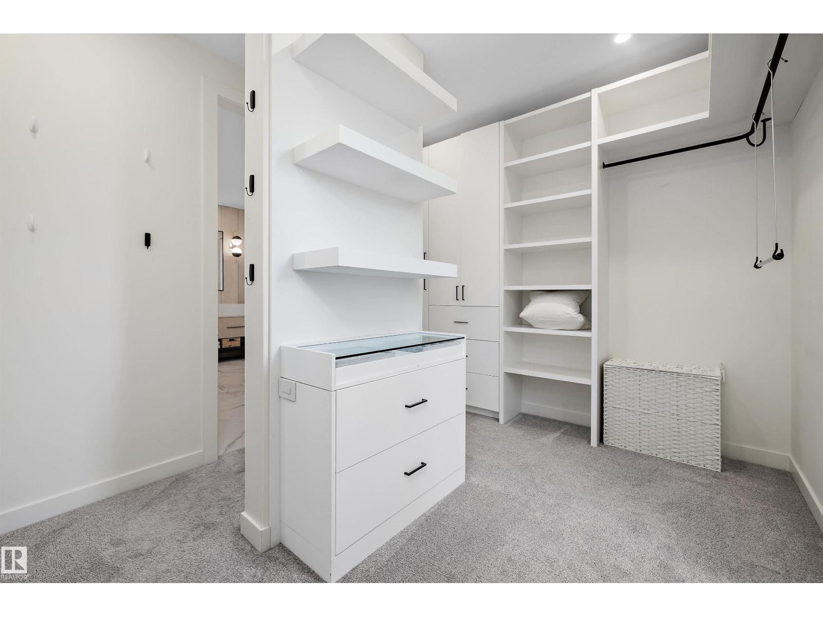 14624 93 Av Nw Property Photo 39