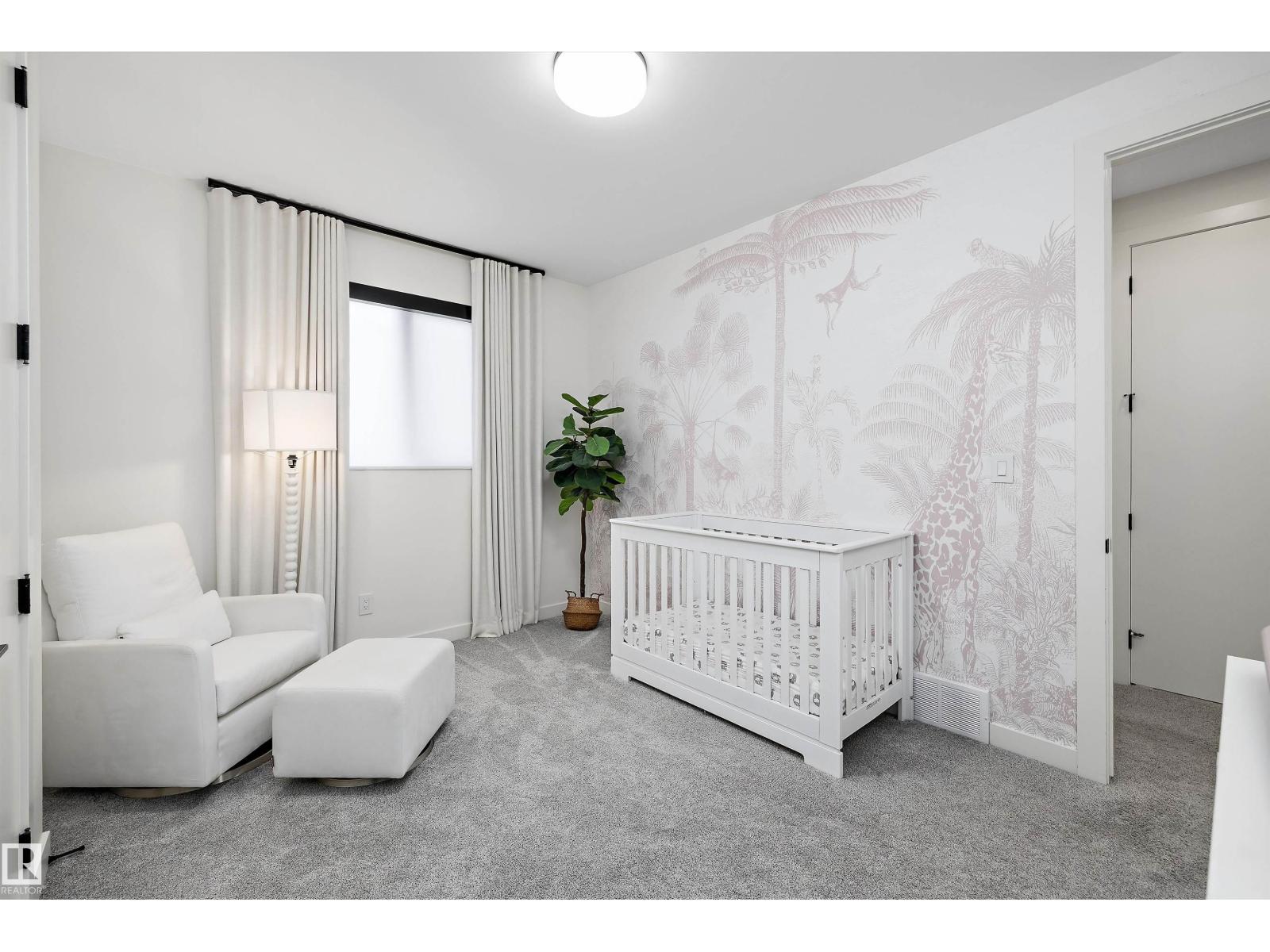 14624 93 Av Nw Property Photo 40