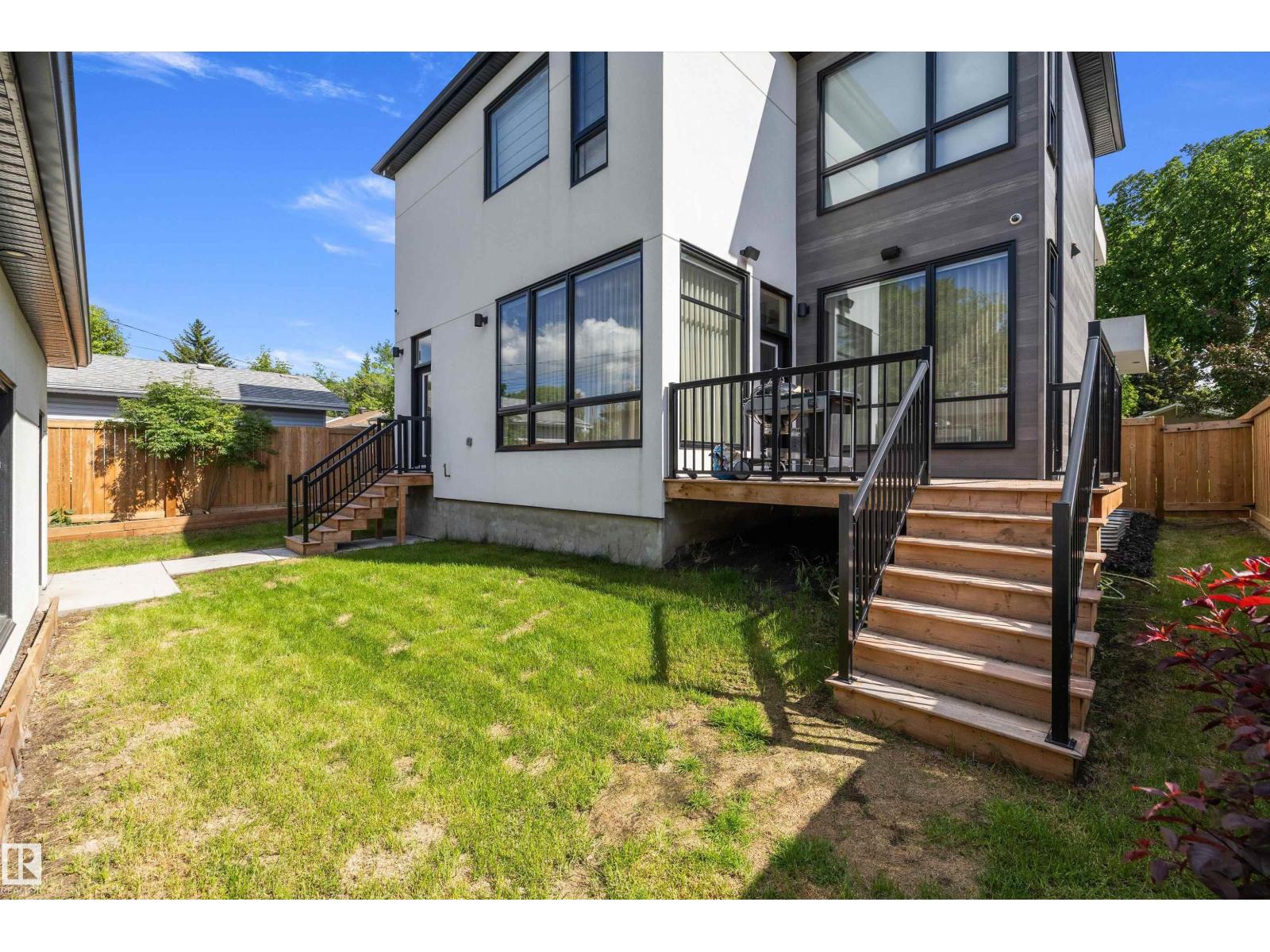 14624 93 Av Nw Property Photo 56