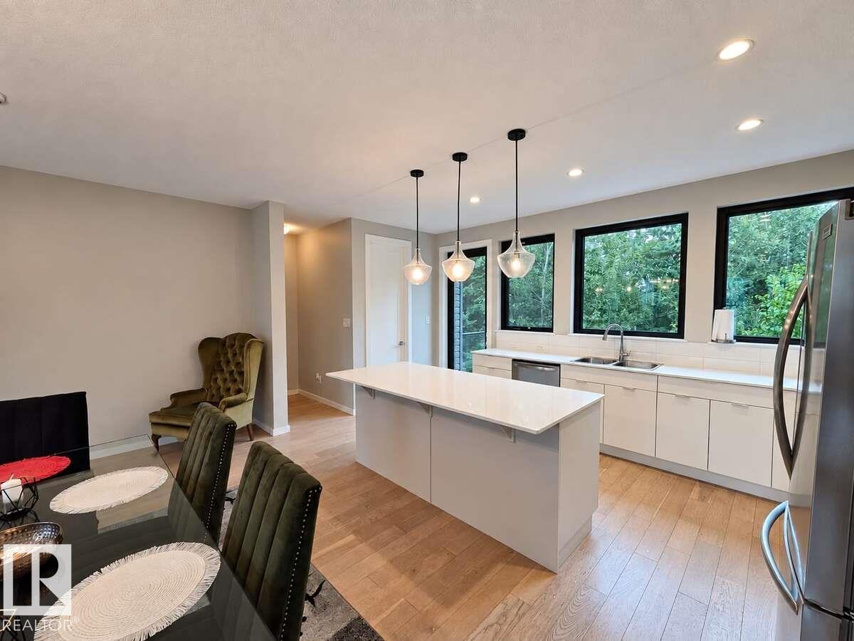 #5 1304 Rutherford Rd Sw Property Photo 9