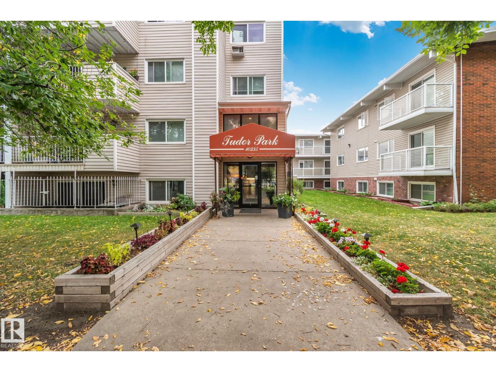 #305 10335 118 St Nw Property Photo 1