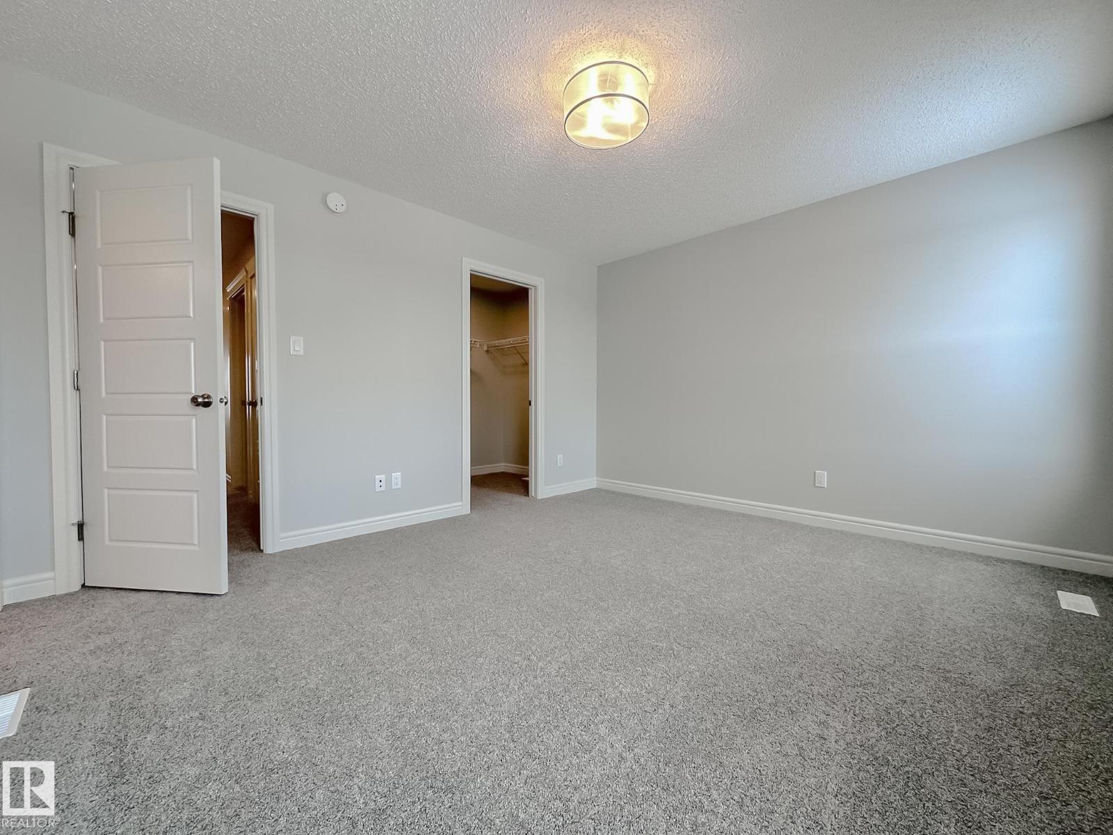 18832 28 Av Nw Property Photo 15
