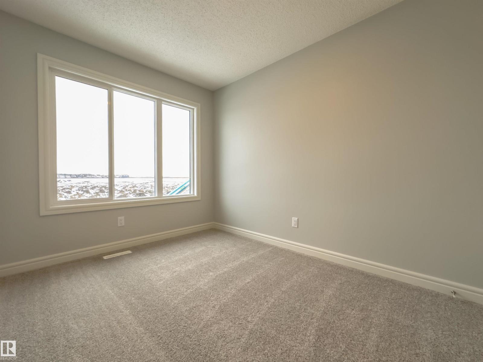 18832 28 Av Nw Property Photo 22