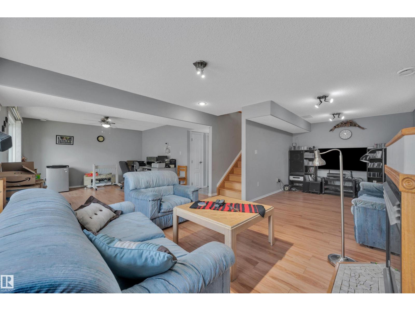 14932 136 St Nw Property Photo 32