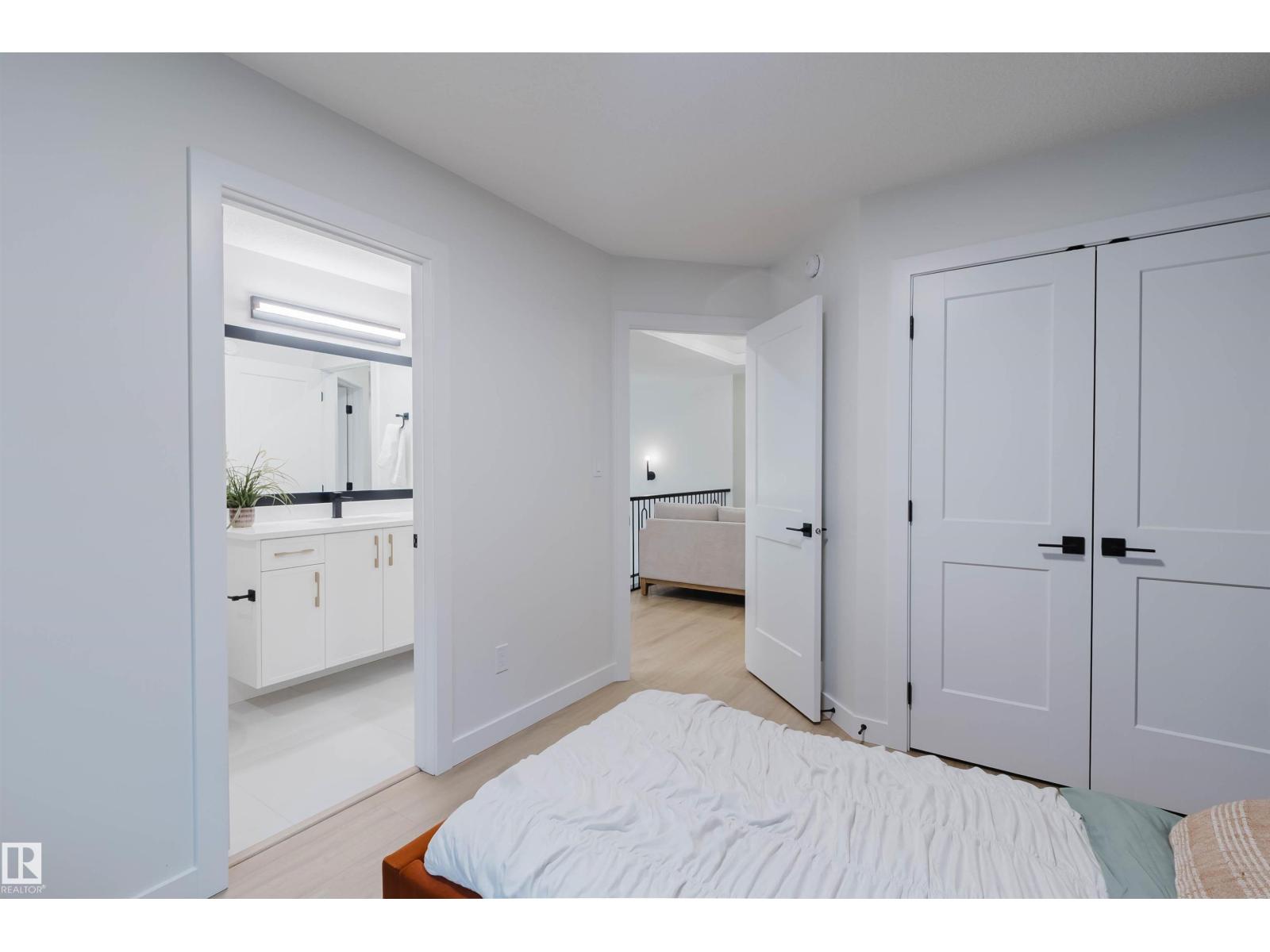 3315 Chernowski Wy Sw Property Photo 29