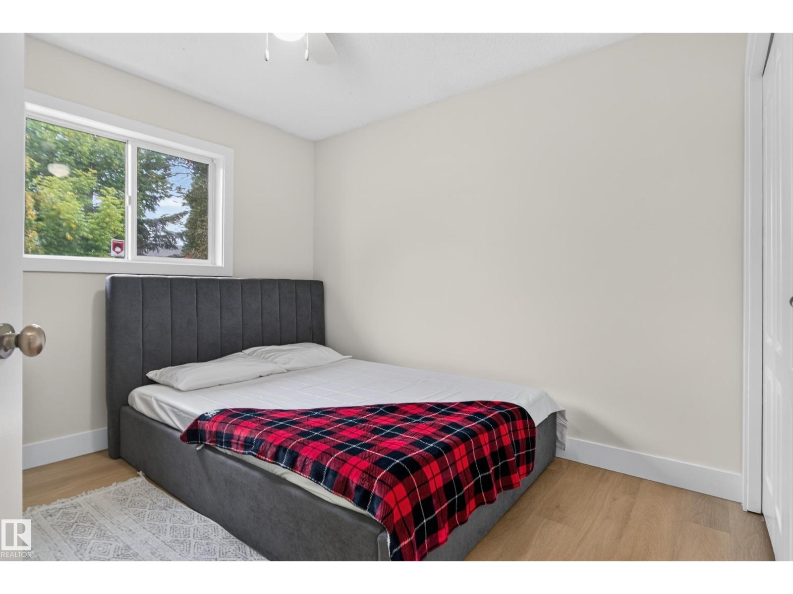 9504 95 St Se Property Photo 31