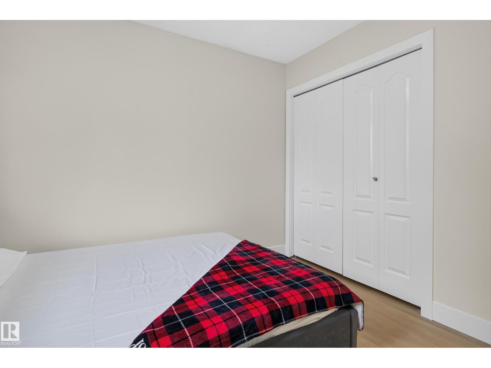 9504 95 St Se Property Photo 32