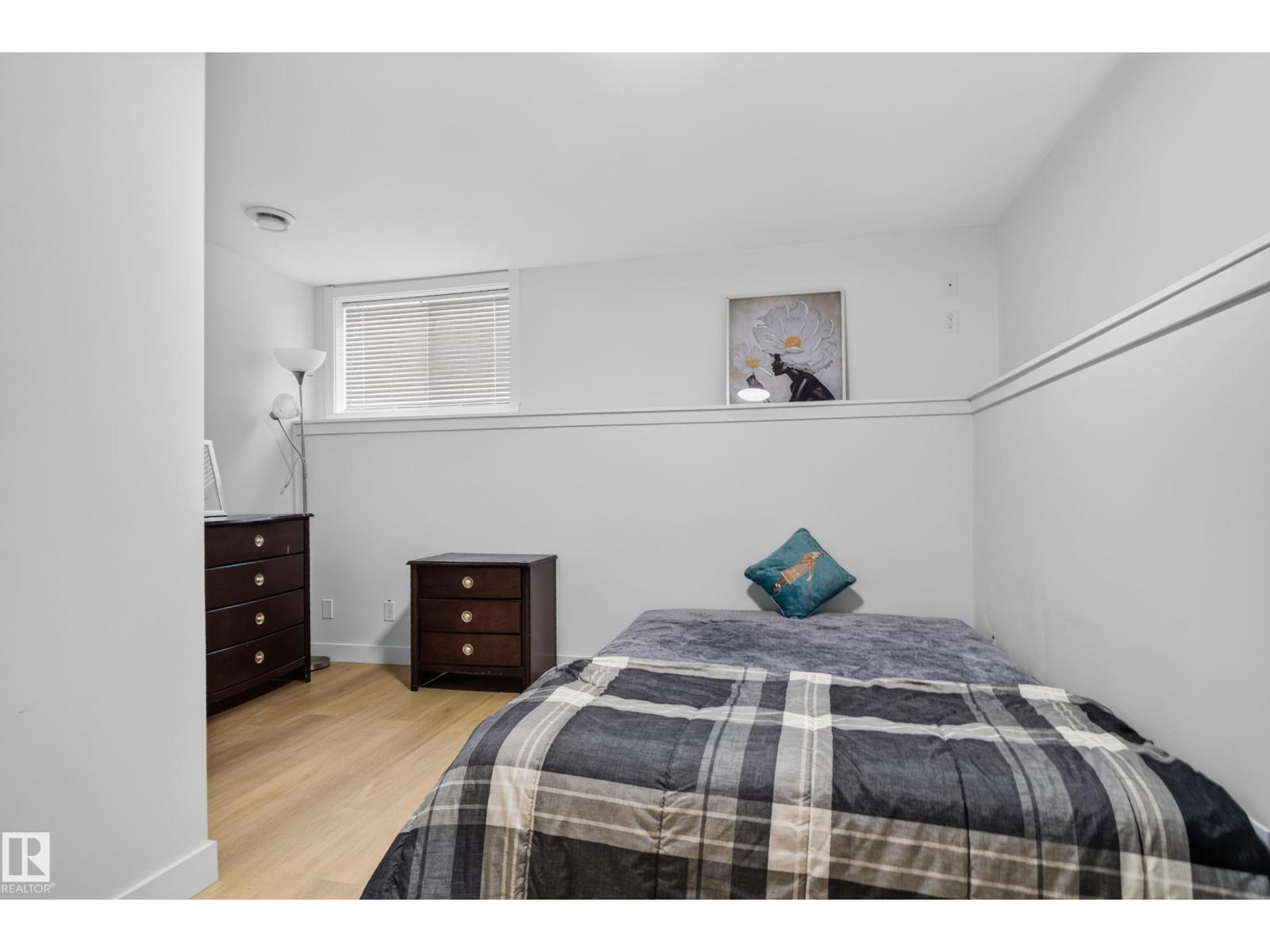 9504 95 St Se Property Photo 41