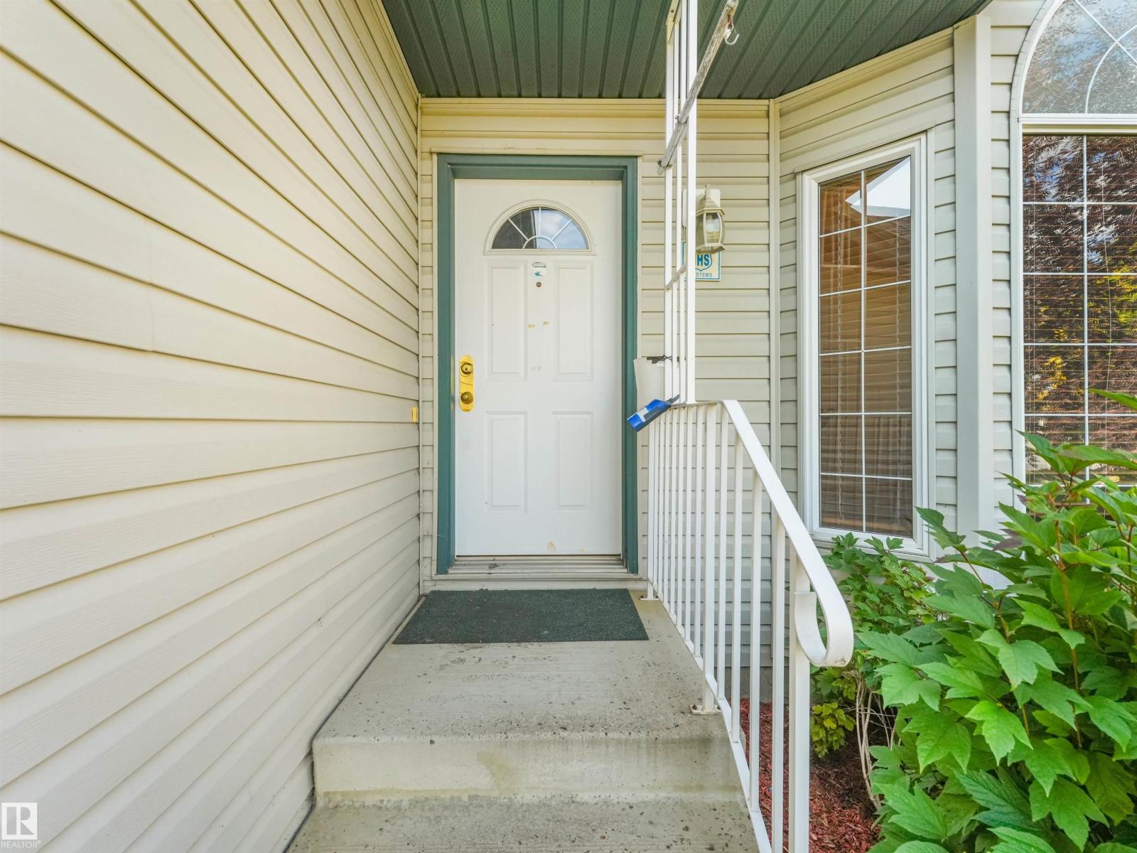 16206 84 St Nw Property Photo 3