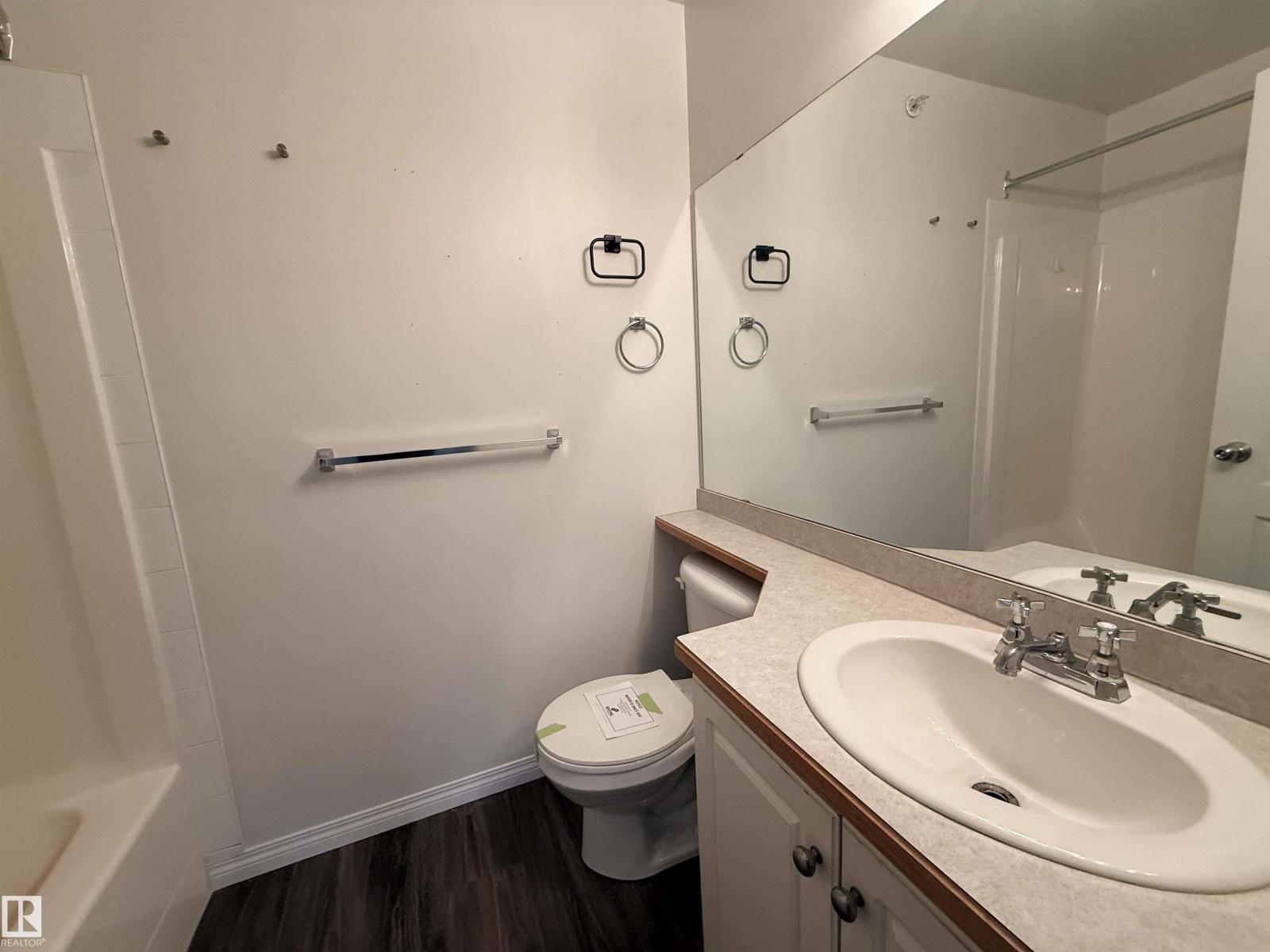 #515 11325 83 St Nw Property Photo 7