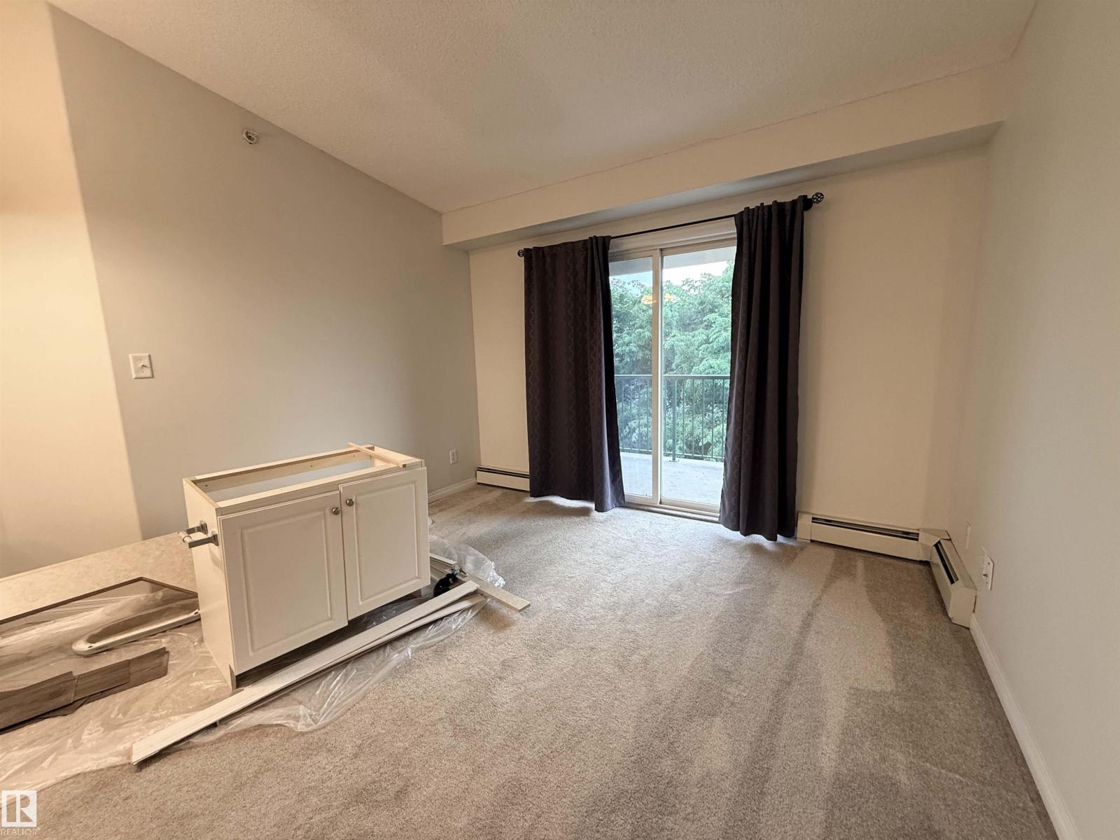 #515 11325 83 St Nw Property Photo 10