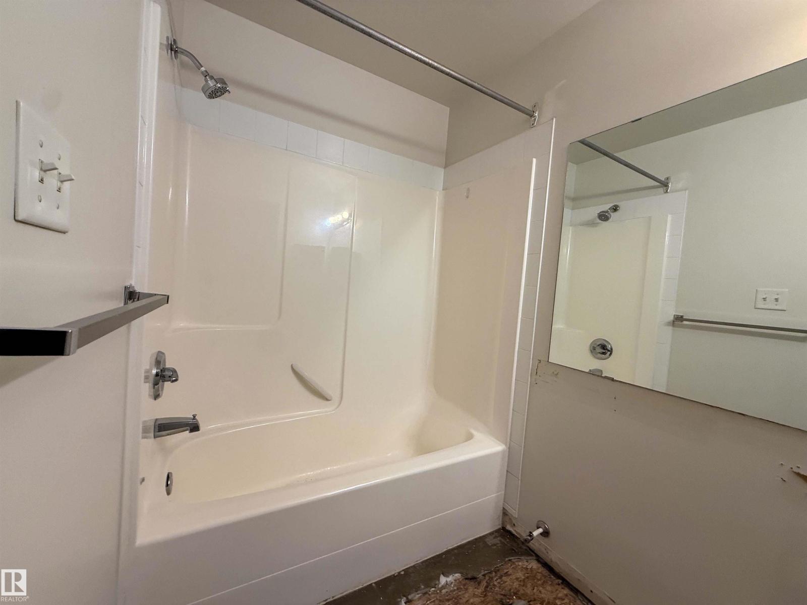 #515 11325 83 St Nw Property Photo 29