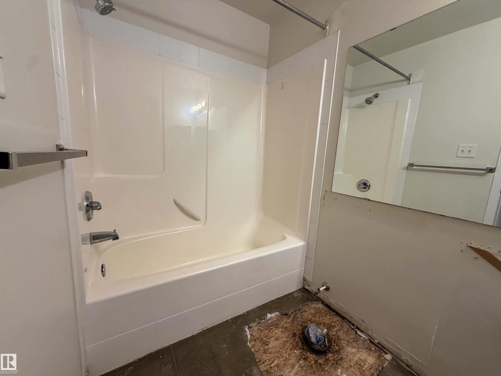 #515 11325 83 St Nw Property Photo 30