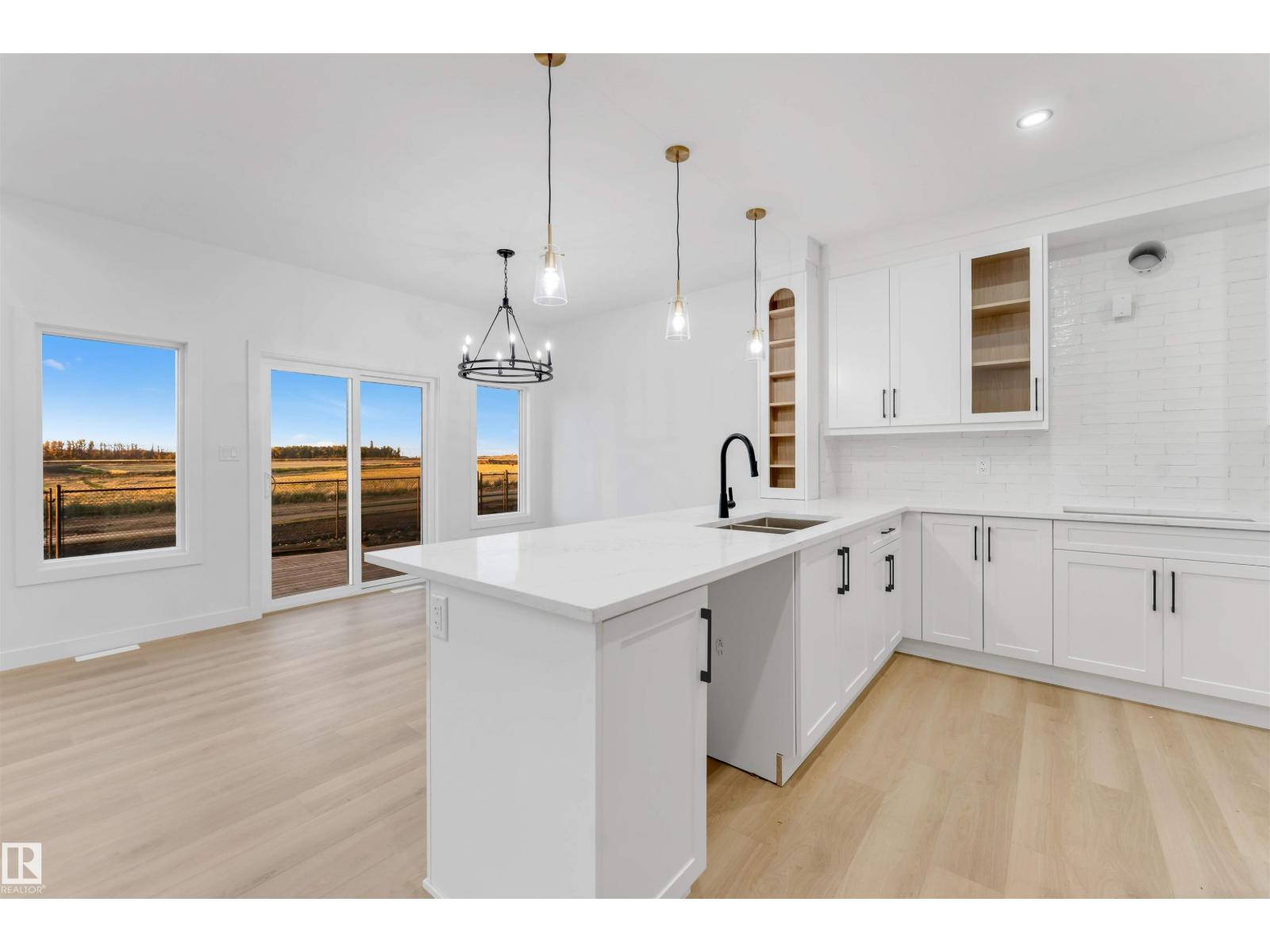 517 Ashgrove Ci Property Photo 8