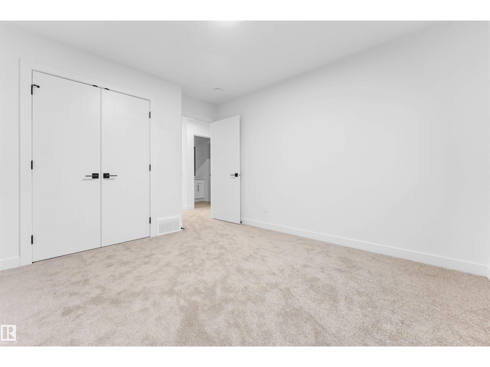 517 Ashgrove Ci Property Photo 29
