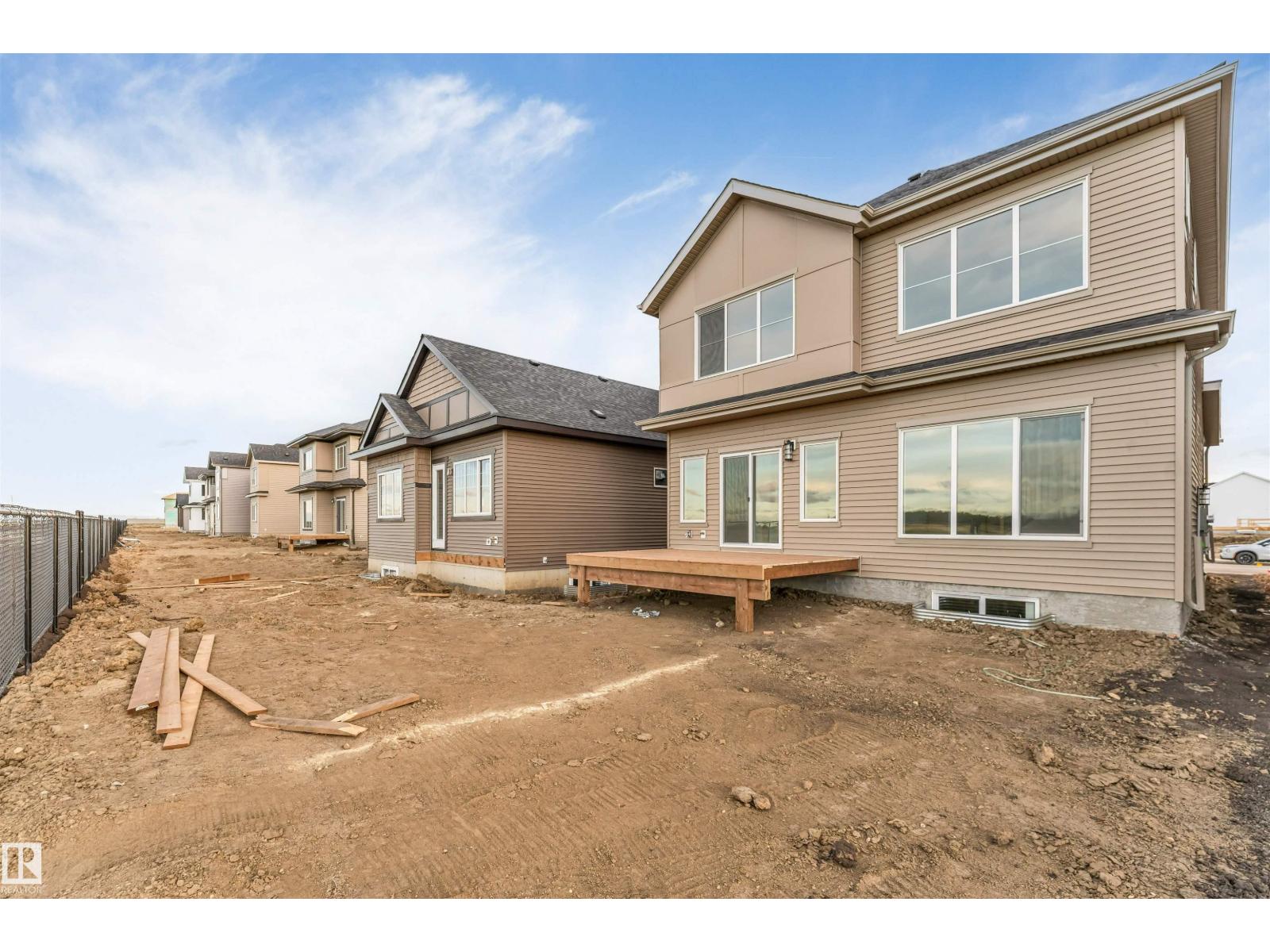 517 Ashgrove Ci Property Photo 39
