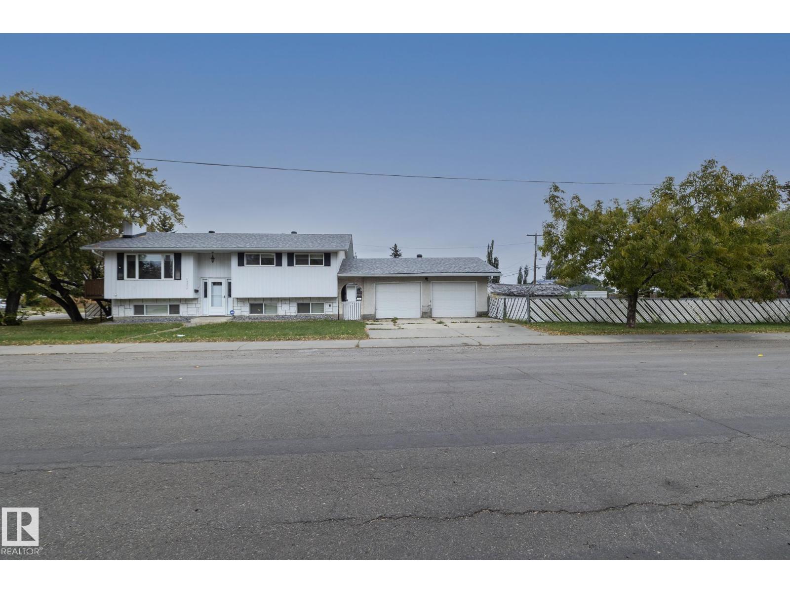 15312 109 Av Nw Property Photo 4