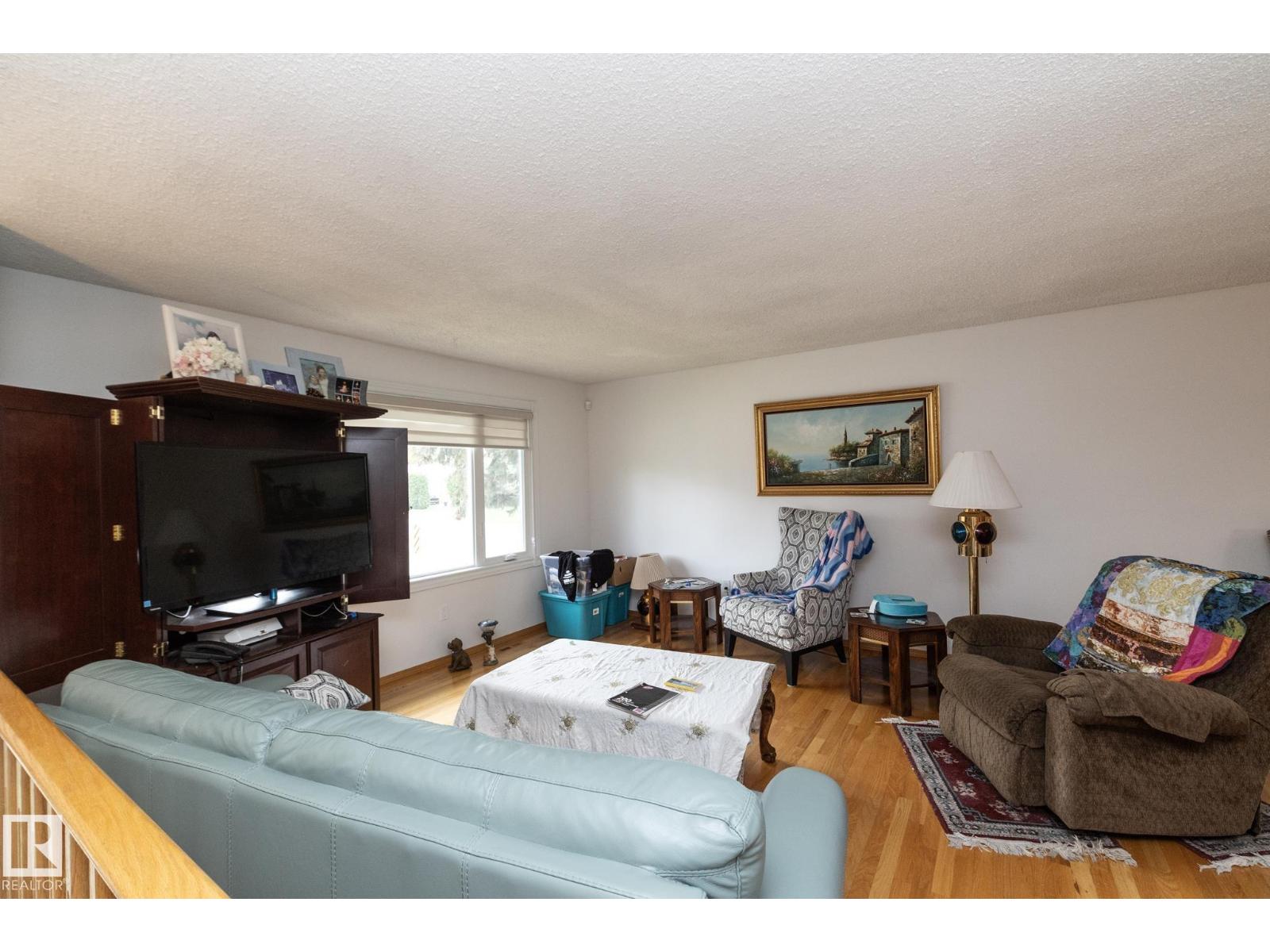 15312 109 Av Nw Property Photo 9