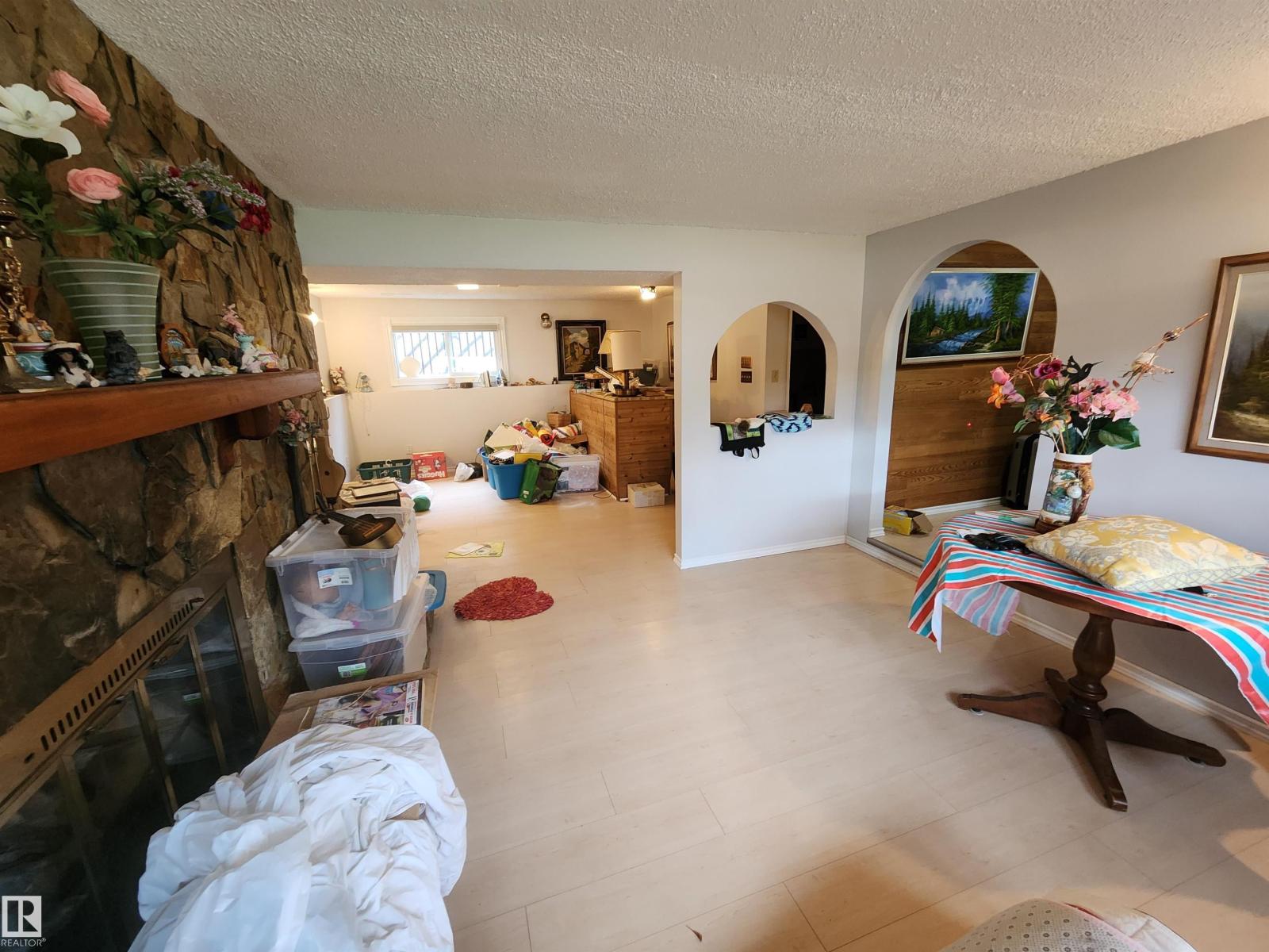 15312 109 Av Nw Property Photo 32