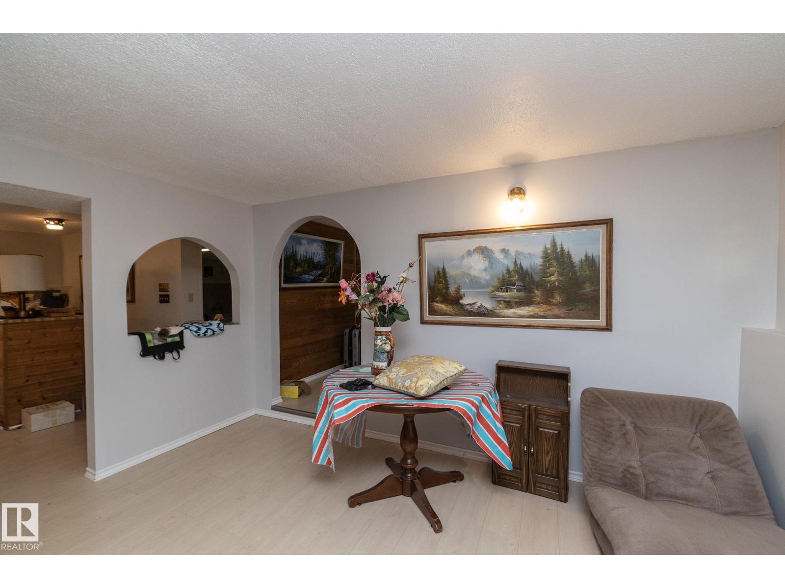 15312 109 Av Nw Property Photo 34