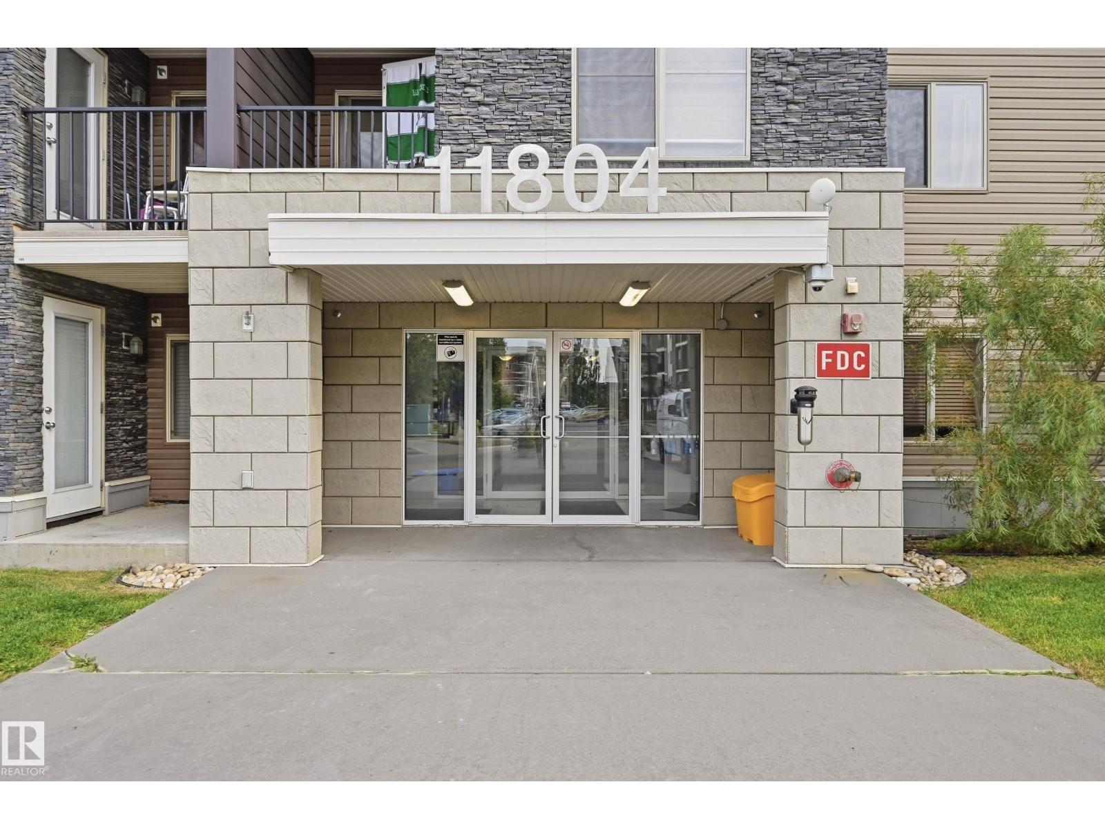 #215 11804 22 Av Sw Photo de la propriété 1