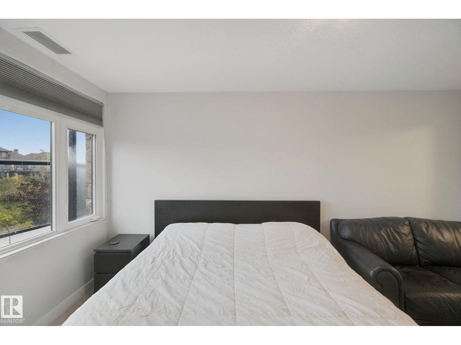 #125 5151 Windermere Bv Sw Sw Property Photo 13