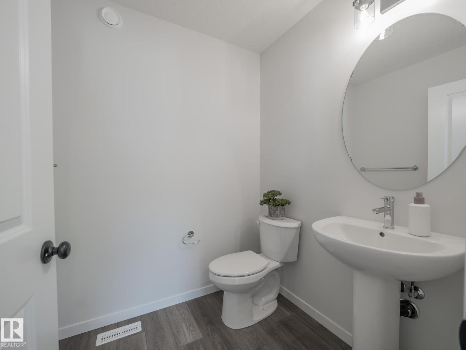 5224 Schonsee Dr Nw Property Photo 14
