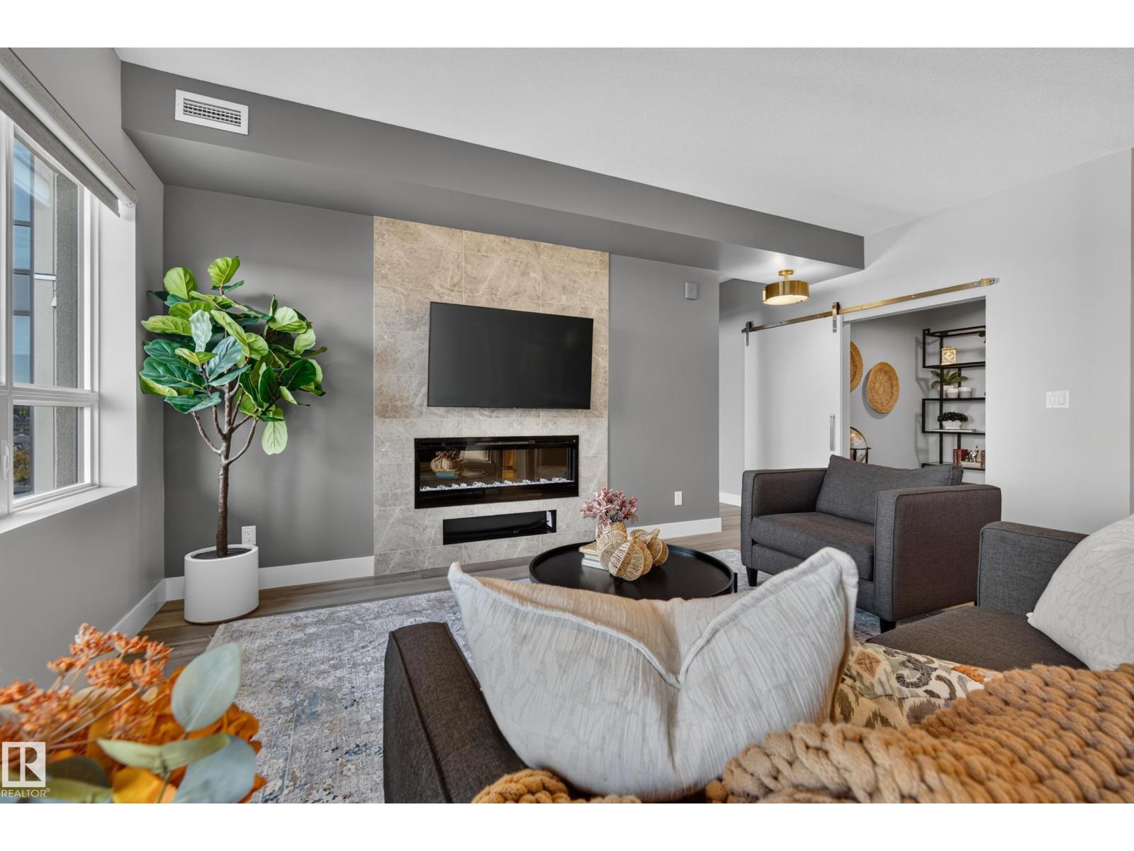 #732 200 Bellerose Dr Property Photo 14