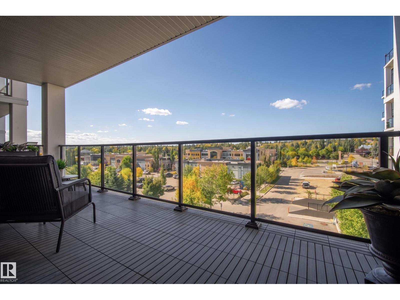 #732 200 Bellerose Dr Property Photo 18