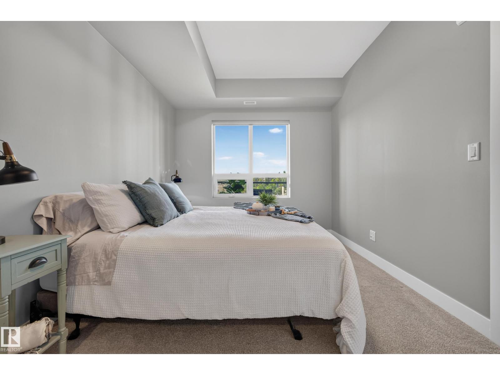 #732 200 Bellerose Dr Property Photo 30