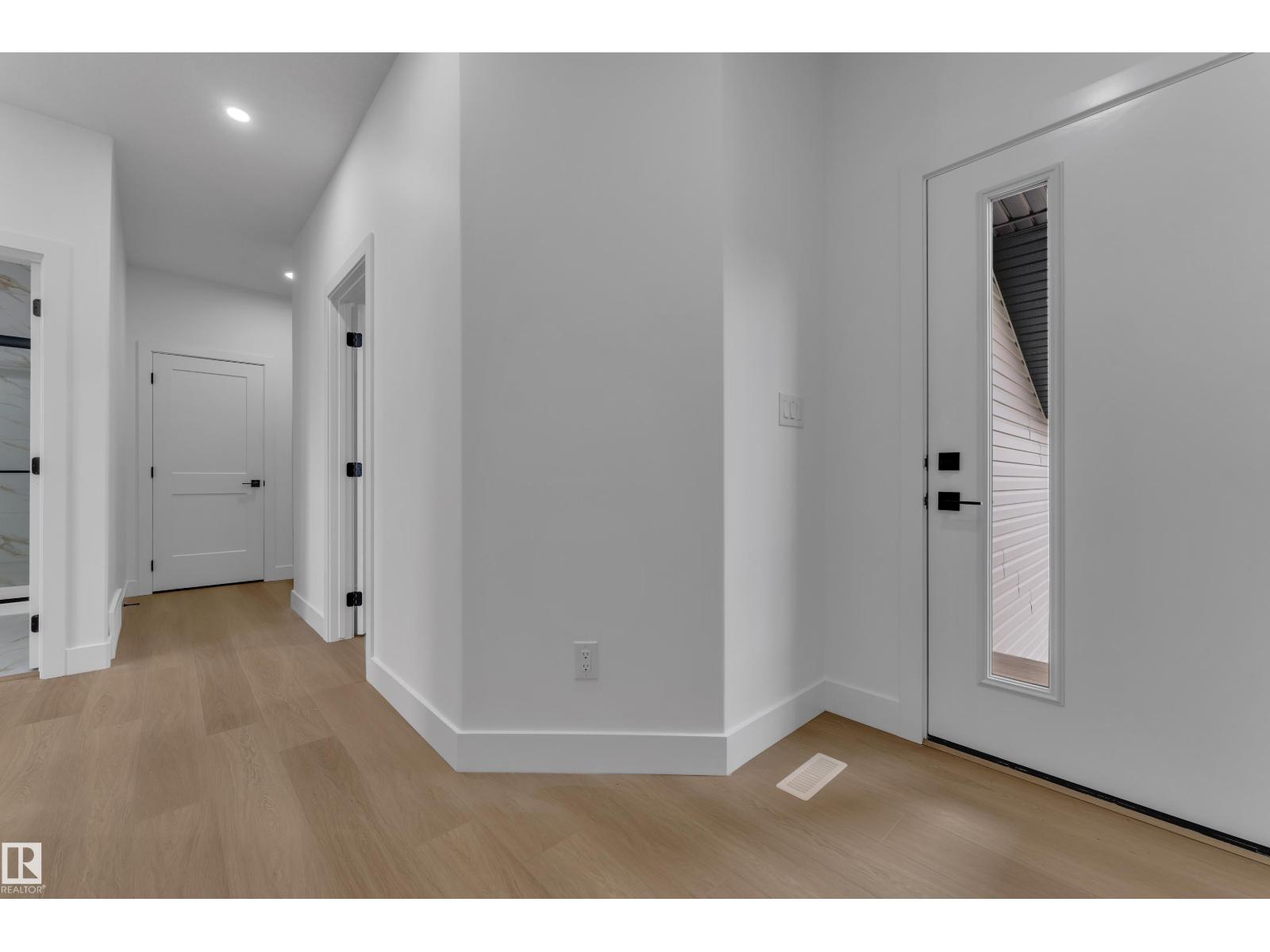 292 Munn Way Property Photo 5