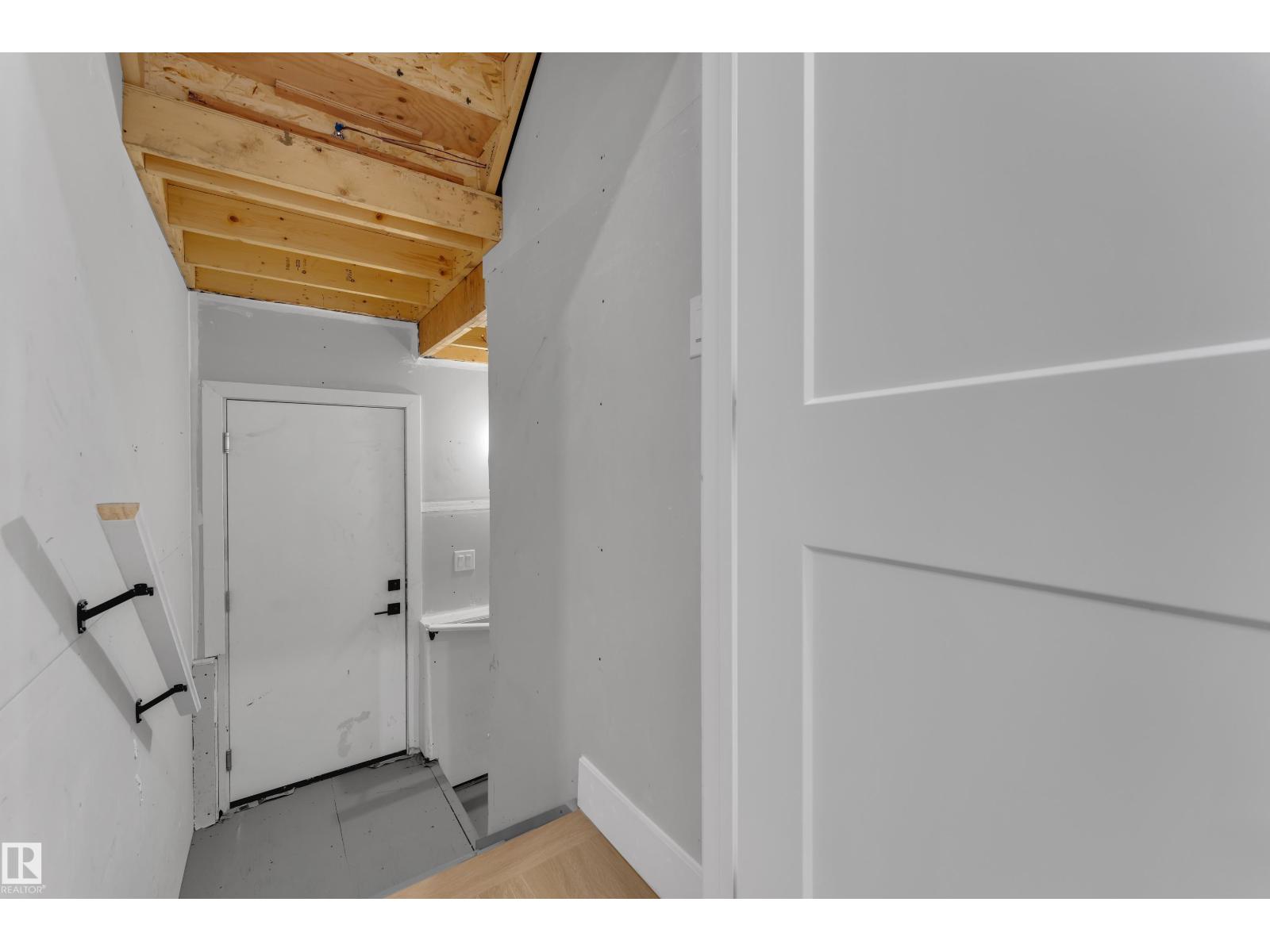292 Munn Way Property Photo 12