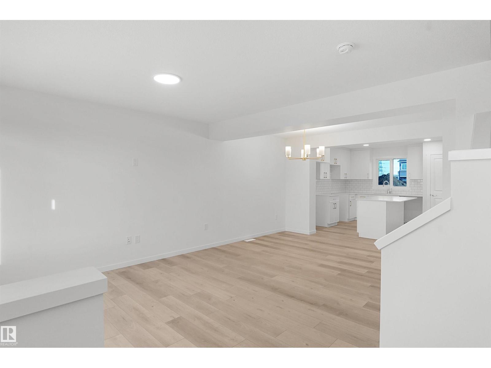 415 Aster Dr Nw Property Photo 5