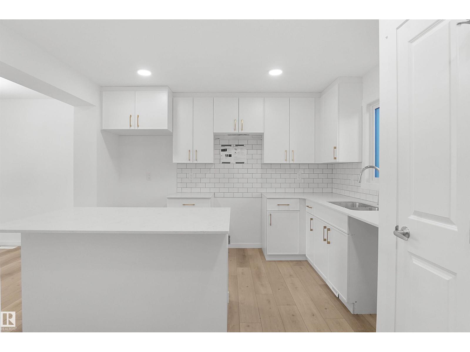 415 Aster Dr Nw Property Photo 11