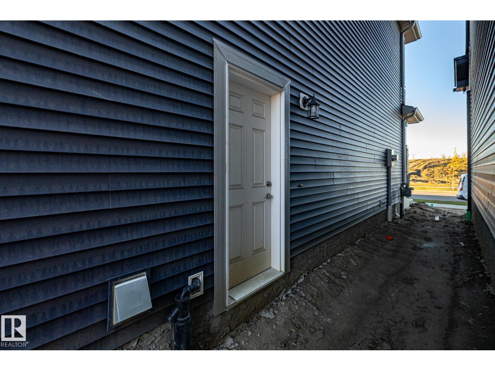 231 157 Av Ne Property Photo 2