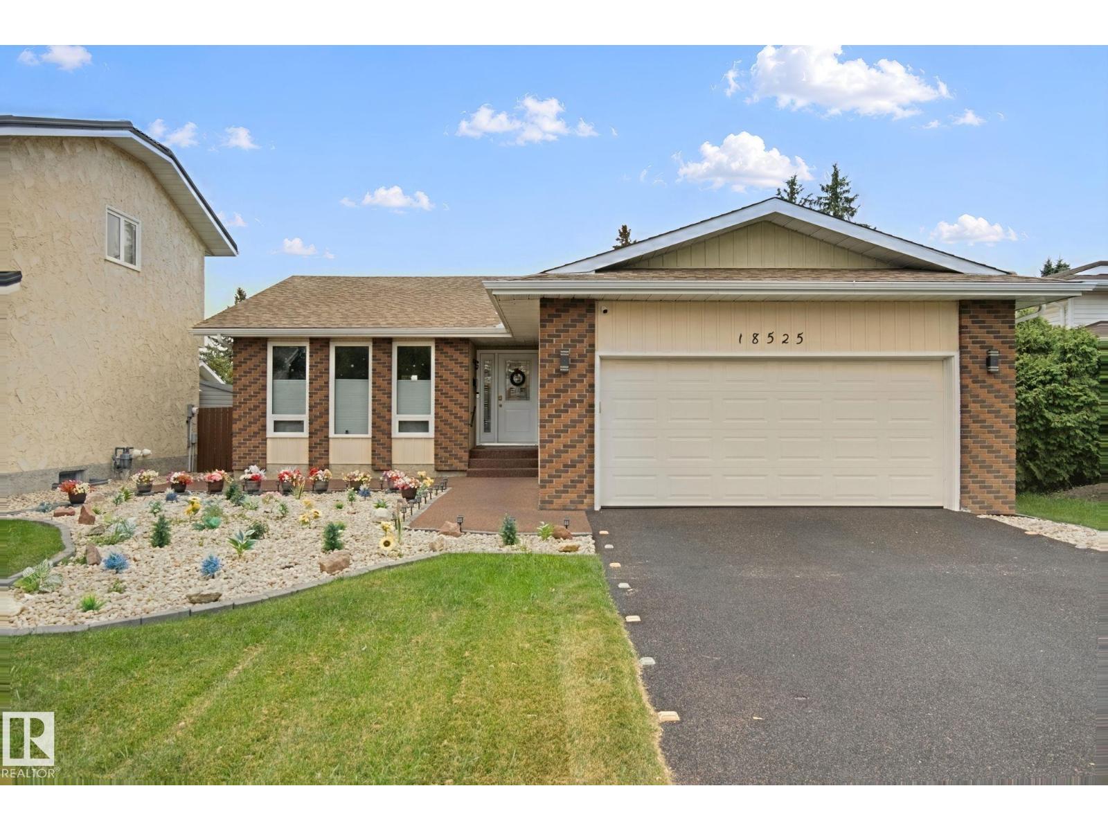 18525 86A AV NW Property Photo 1