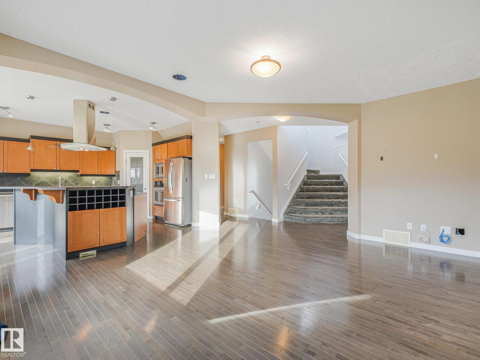 458 Macewan Rd Sw Property Photo 21