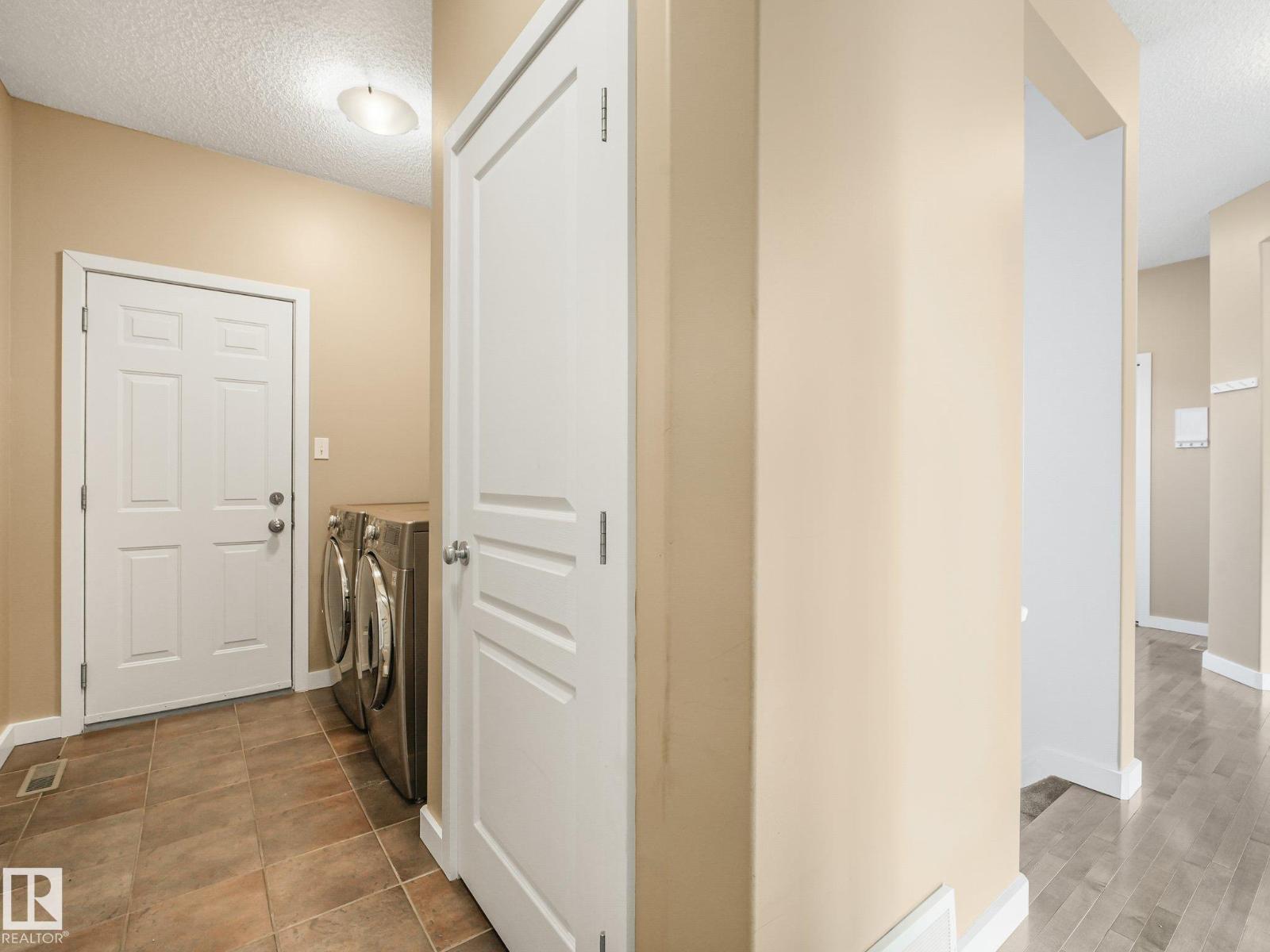 458 Macewan Rd Sw Property Photo 25