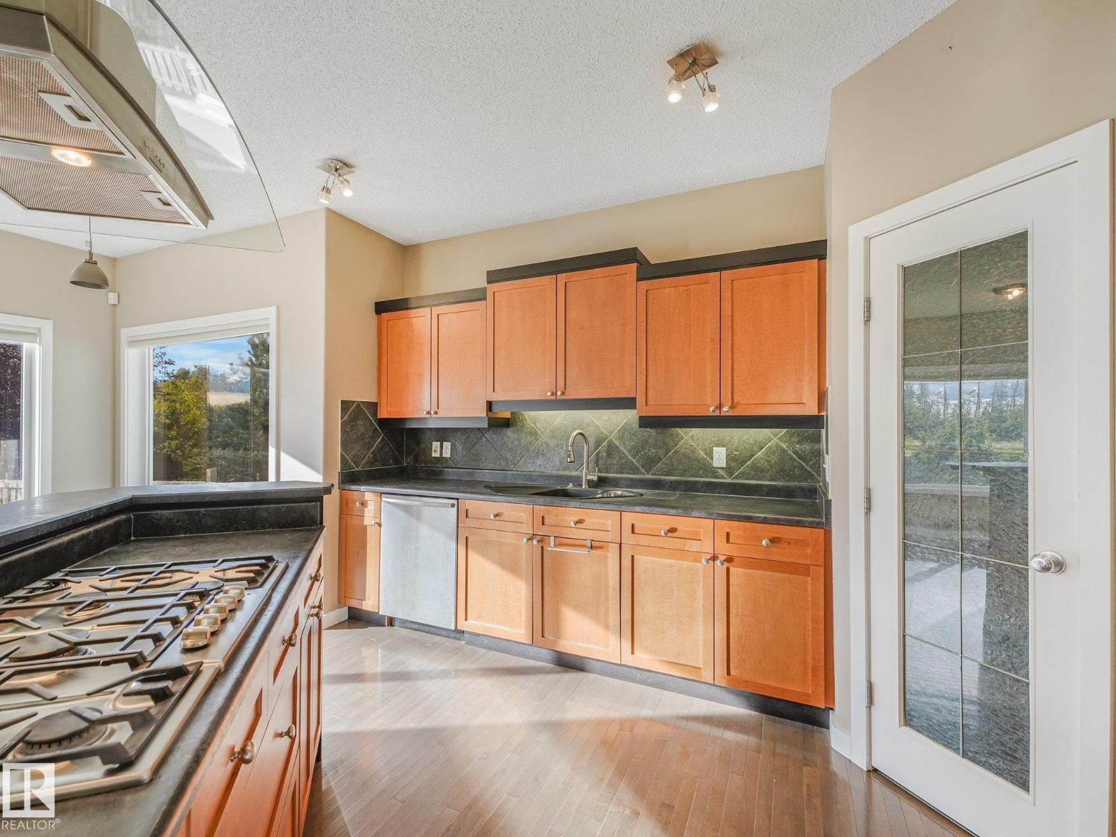 458 Macewan Rd Sw Property Photo 34
