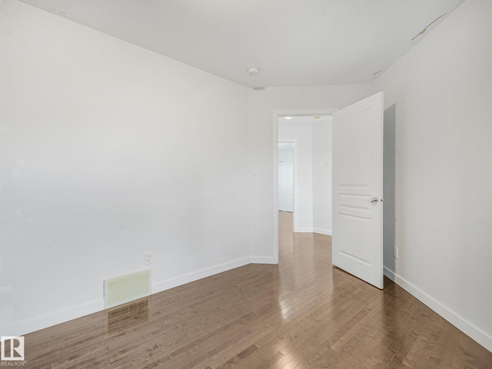 458 Macewan Rd Sw Property Photo 48